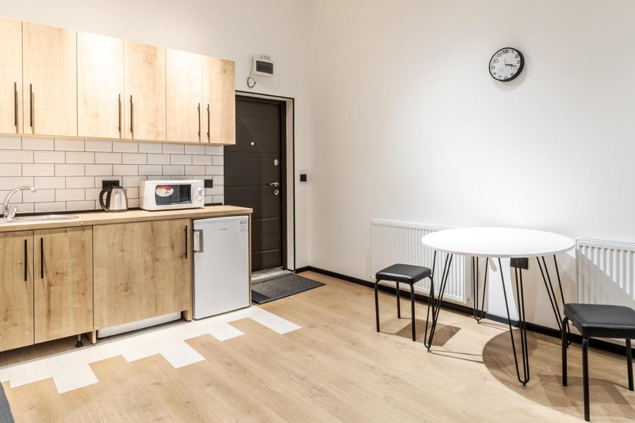 לבוב Modern Apartment In The Old City מראה חיצוני תמונה